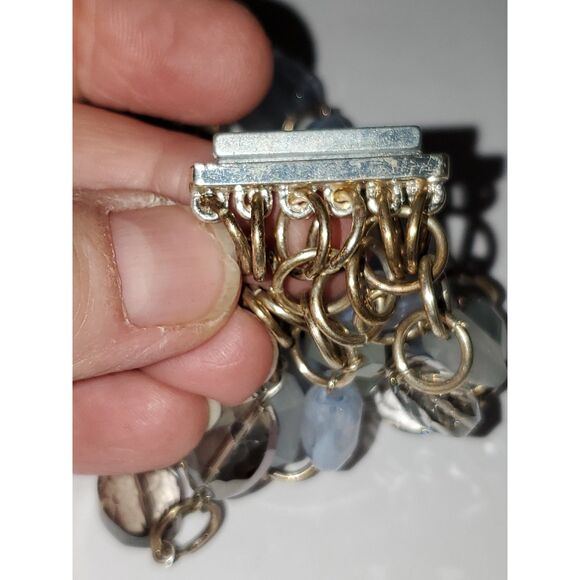 A Very Chunky Acrylic Beaded Chain Bracelet Blue Magnetic Evening Casual Boho - Picture 7 of 9